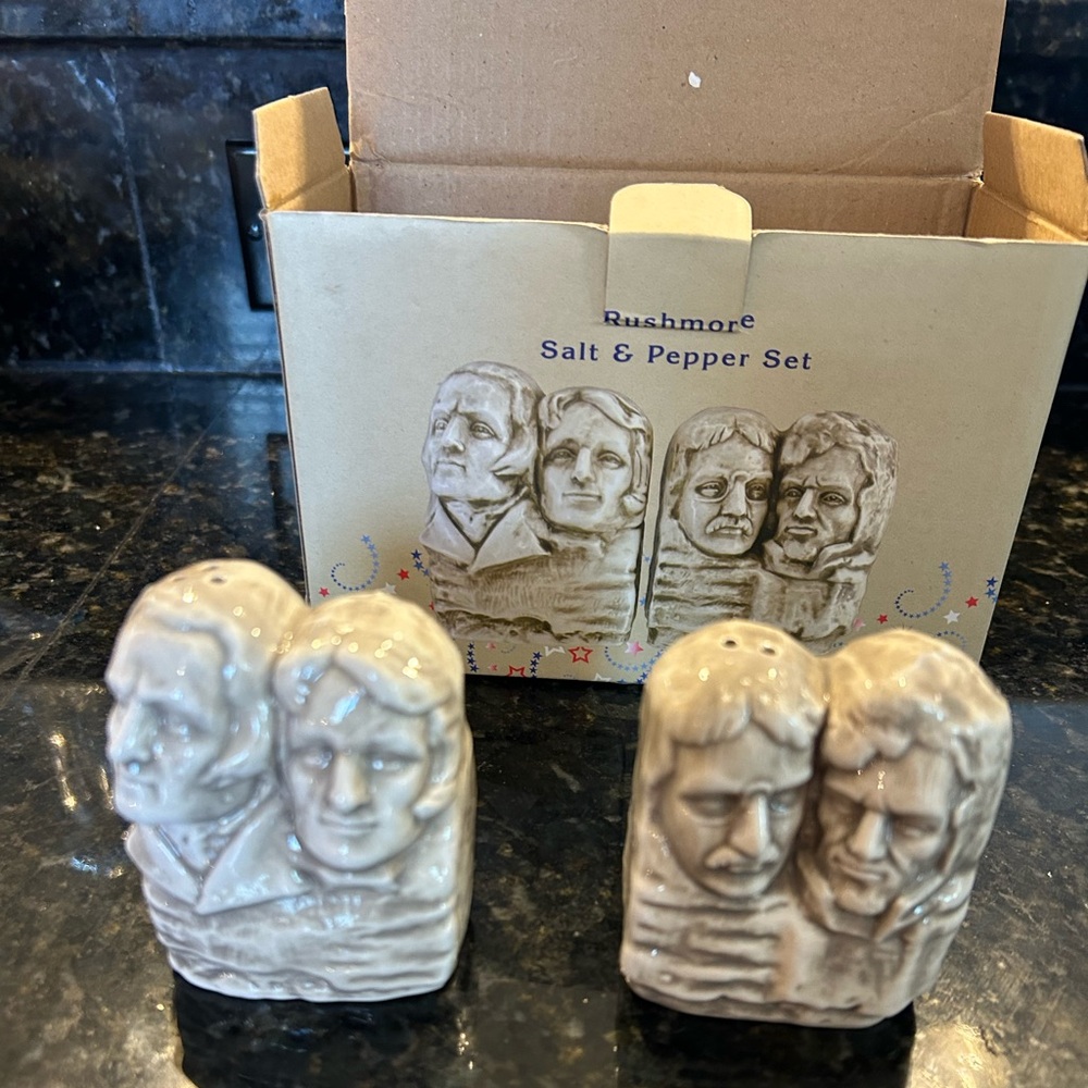 Rushmore Salt & Pepper Set - Red White & Blue